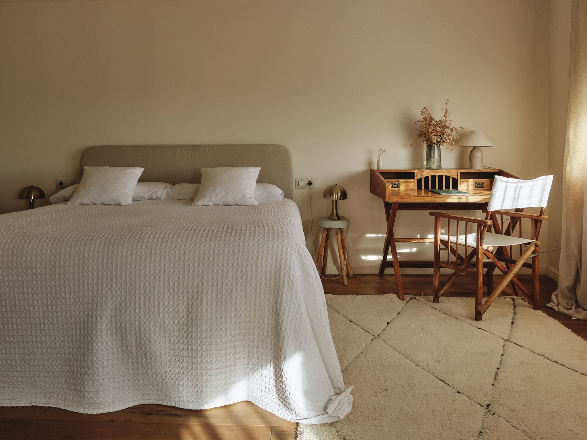 Cama matrimonio Retiro Aqva